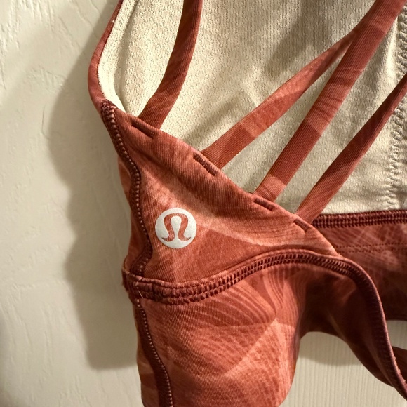 Lululemon Criss-Cross High Neck Bra - Picture 3 of 3